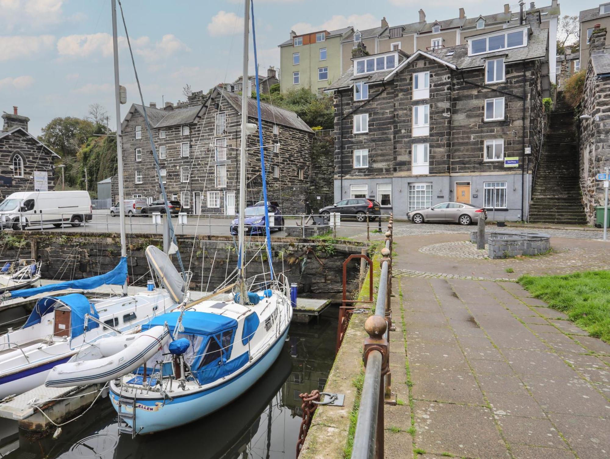 Apartamento Cornhill Courtyard Porthmadog Exterior foto